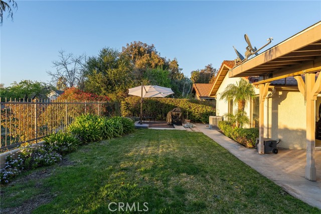 13543 Bear Valley Road, Moorpark CA: https://media.crmls.org/medias/41f19748-4eab-44a4-898c-bc3d82bcfd4b.jpg