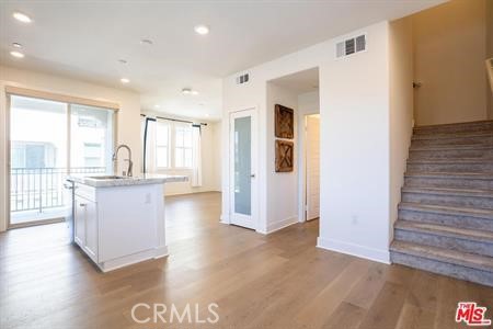 Detail Gallery Image 14 of 48 For 18339 Iris Ln, Yorba Linda,  CA 92886 - 2 Beds | 2/1 Baths