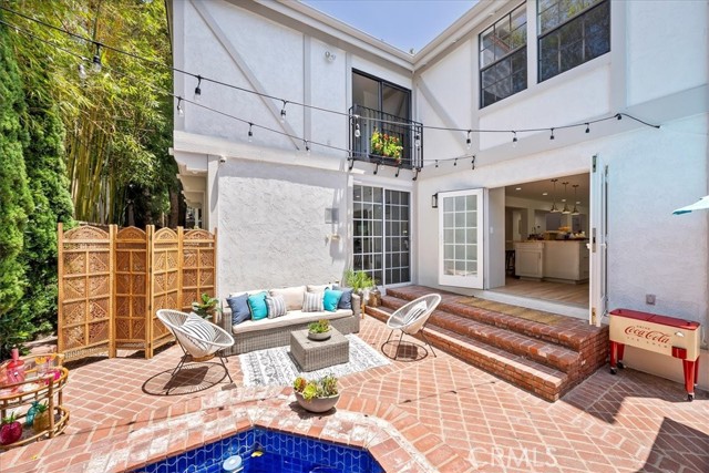 2209 Valley Drive, Manhattan Beach, California 90266, 4 Bedrooms Bedrooms, ,2 BathroomsBathrooms,Residential,Sold,Valley,SB22159548