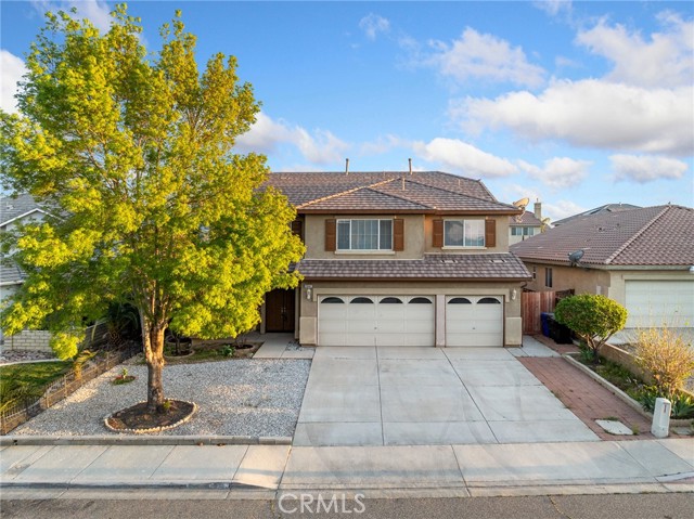 Detail Gallery Image 3 of 54 For 13647 Copper St, Victorville,  CA 92394 - 4 Beds | 3 Baths