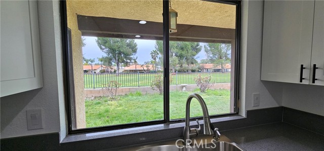 Detail Gallery Image 12 of 57 For 2534 Beech Tree St, Hemet,  CA 92545 - 3 Beds | 2 Baths