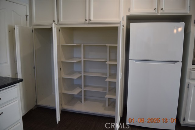 13 Betsey Way, Chico CA: https://media.crmls.org/medias/41f3403f-0d50-4e35-a4a3-a08d2f95bce3.jpg