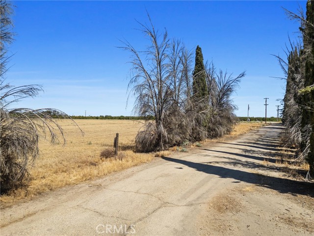 1320 E Lerdo, Shafter CA: https://media.crmls.org/medias/41f36215-83d7-42cb-92a5-728bf5b5bd22.jpg