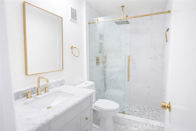 Detail Gallery Image 8 of 15 For 421 S La Fayette Park #404,  Los Angeles,  CA 90057 - 2 Beds | 1 Baths