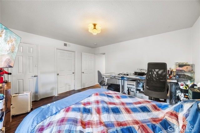 MLS #OC25265109 image #23