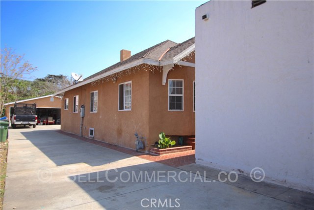 3825 E Cesar E Chavez Avenue