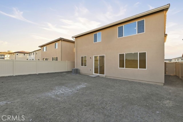 Detail Gallery Image 15 of 26 For 33226 Damask Ln, French Valley,  CA 92596 - 4 Beds | 3 Baths