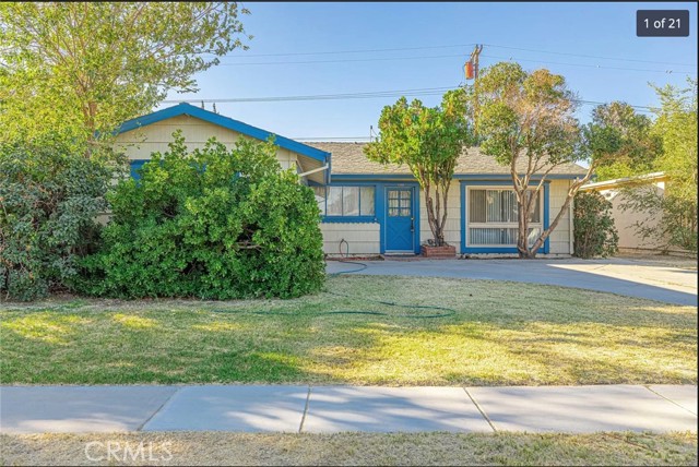 Detail Gallery Image 2 of 6 For 1108 Valiant St, Lancaster,  CA 93534 - 3 Beds | 2 Baths