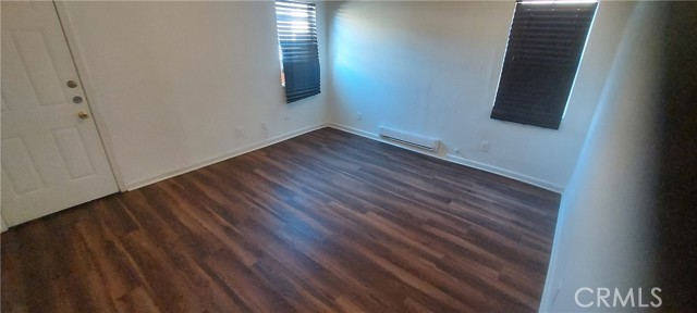 Detail Gallery Image 12 of 13 For 2818 2818 S Bronson #B,  Los Angeles,  CA 90018 - 2 Beds | 2 Baths