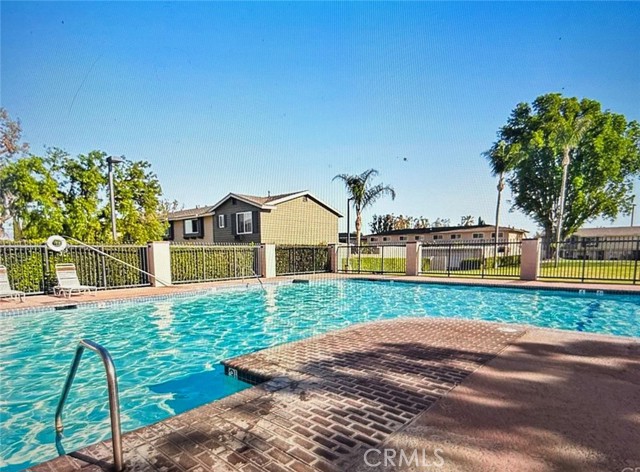 Detail Gallery Image 26 of 29 For 17232 Nisson Road #D,  Tustin,  CA 92780 - 2 Beds | 1/1 Baths