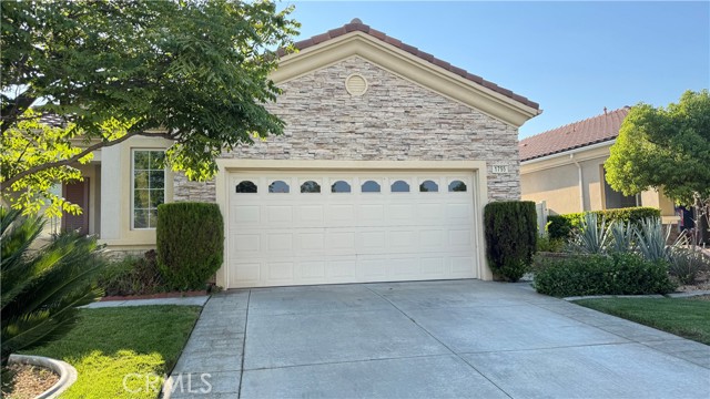 Detail Gallery Image 2 of 21 For 1755 Brittney Rd, Beaumont,  CA 92223 - 2 Beds | 2 Baths