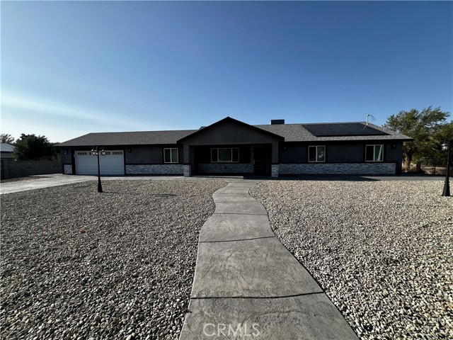 10165 E Avenue S10, Littlerock CA: https://media.crmls.org/medias/41f907cc-df6c-45e2-9582-07506dae8a0d.jpg