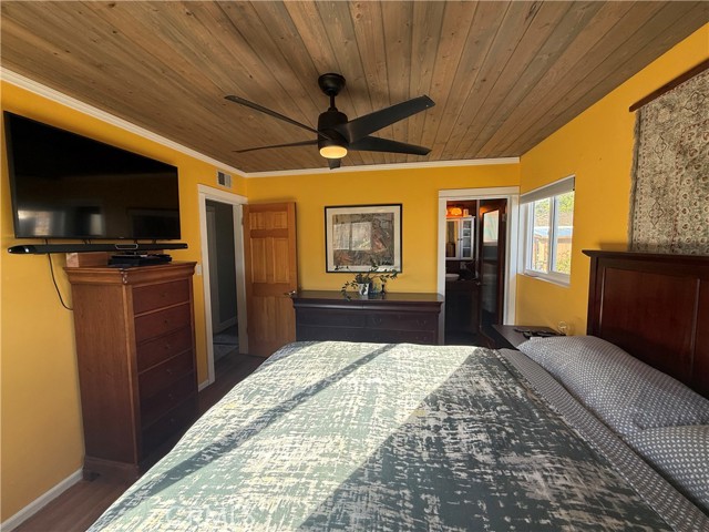 Detail Gallery Image 21 of 45 For 6431 E El Roble, Long Beach,  CA 90815 - 4 Beds | 2 Baths