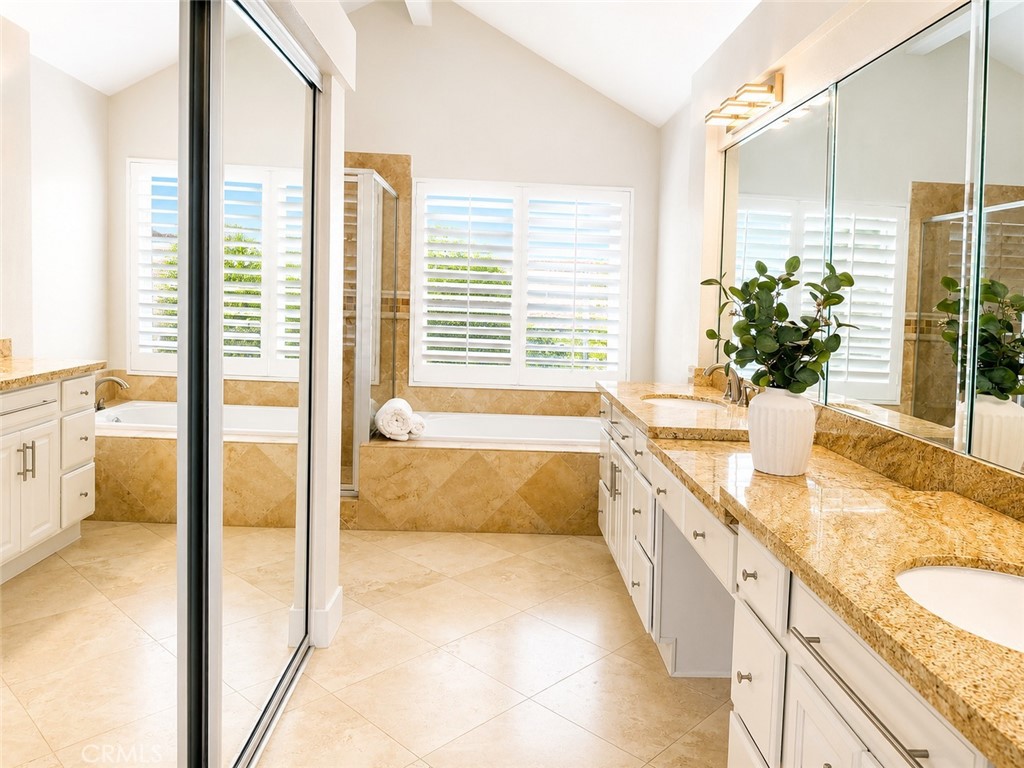 MLS #OC26156040 image #18