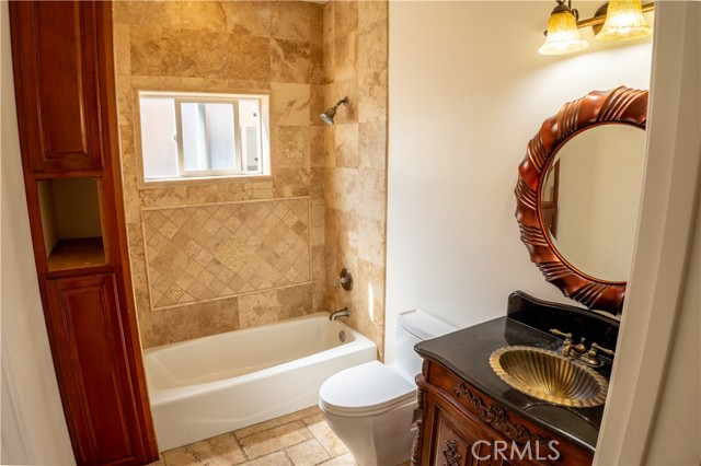 4622 W 131st Street, Hawthorne CA: https://media.crmls.org/medias/41fc221b-c7e1-4dc0-a149-e93b57e1a0b8.jpg