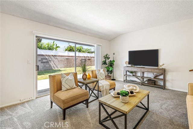 1941 W 235th Place, Torrance CA: https://media.crmls.org/medias/41fc31e3-9969-4f3e-bab5-ab6066736b79.jpg