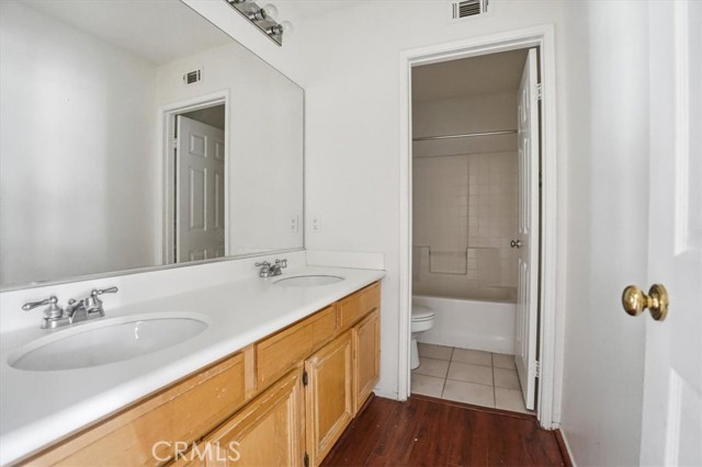 Detail Gallery Image 33 of 53 For 748 Navarro, Corona,  CA 92879 - 4 Beds | 3/1 Baths