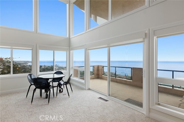 Detail Gallery Image 20 of 44 For 11 N Vista De Catalina, Laguna Beach,  CA 92651 - 4 Beds | 2/1 Baths