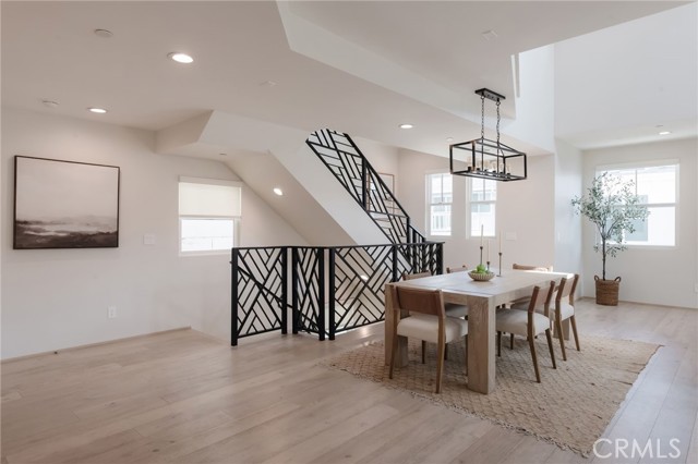 223 Irena Avenue, Redondo Beach, California 90277, 4 Bedrooms Bedrooms, ,4 BathroomsBathrooms,Residential,For Sale,Irena,SB25254754