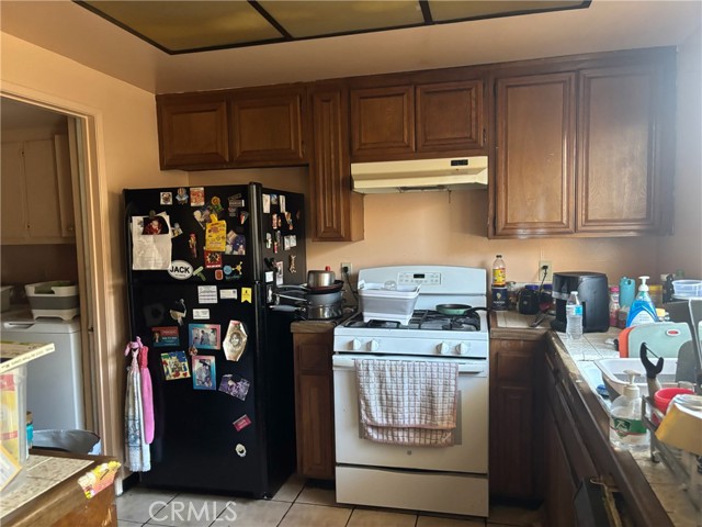 8457 Burnet Avenue, 1 photo 5