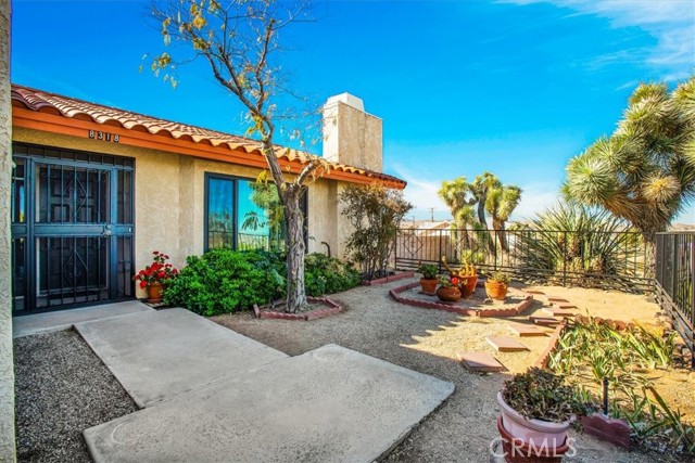 Detail Gallery Image 4 of 39 For 8318 Palomar Ave, Yucca Valley,  CA 92284 - 2 Beds | 2 Baths