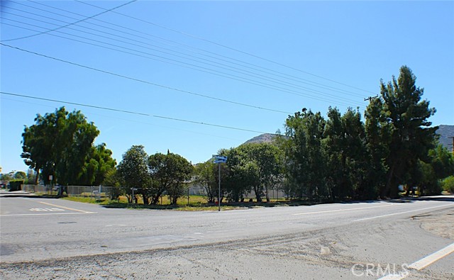 Detail Gallery Image 27 of 29 For 13838 Redlands, Moreno Valley,  CA 92555 - 2 Beds | 1 Baths