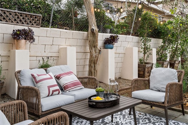 Detail Gallery Image 24 of 30 For 6072 Delphi, Los Angeles,  CA 90042 - 1 Beds | 1 Baths