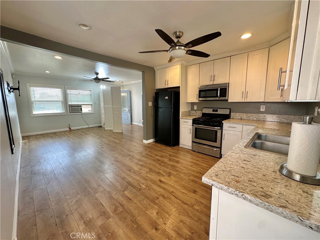 MLS #SR25236586 image #10