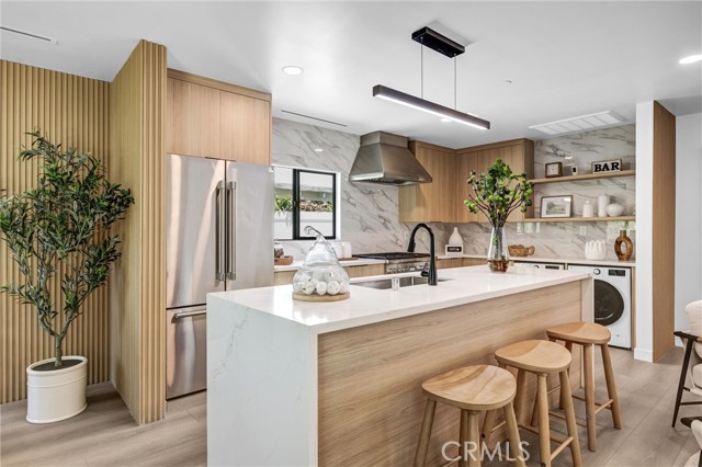 5222 Cedros Avenue, Sherman Oaks CA: https://media.crmls.org/medias/42014f03-40f3-460e-bf24-791d4b83da40.jpg