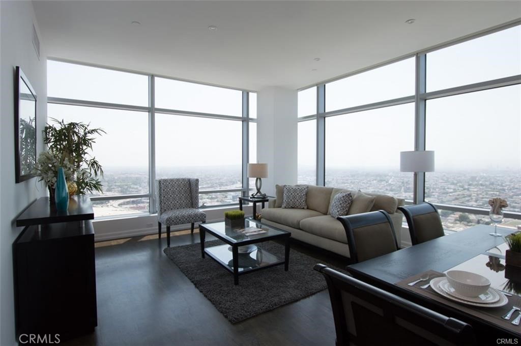 900 W Olympic Boulevard #36B