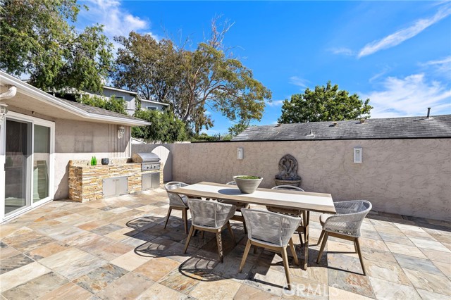 Detail Gallery Image 22 of 36 For 1651 Thurston Dr, Laguna Beach,  CA 92651 - 3 Beds | 3/1 Baths