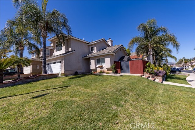 Detail Gallery Image 3 of 59 For 2658 Sena St, Corona,  CA 92882 - 3 Beds | 2/1 Baths