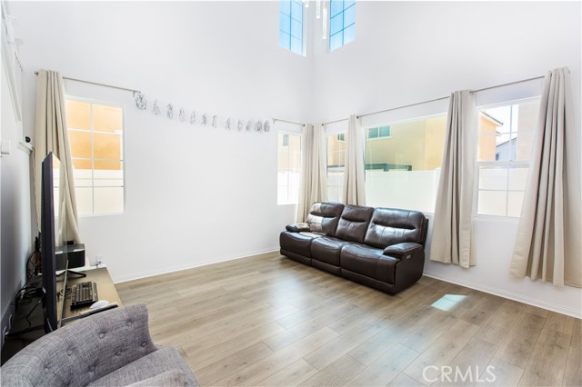 Detail Gallery Image 7 of 29 For 16586 Strategy Pl, Chino,  CA 91708 - 4 Beds | 3 Baths
