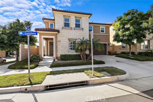42 Castellana, Lake Forest CA: https://media.crmls.org/medias/42038a03-b41d-4035-8bcb-4f1868d99cf7.jpg