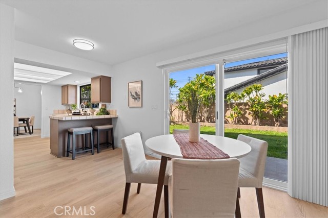 Detail Gallery Image 9 of 34 For 12325 Glynn, Downey,  CA 90242 - 4 Beds | 2/1 Baths