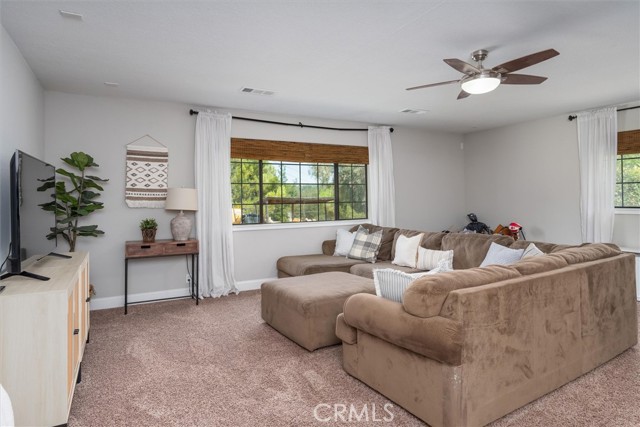 29280 Glacier Drive, Coarsegold CA: https://media.crmls.org/medias/42048aaa-0e73-437c-b3ff-7d186b1c7026.jpg
