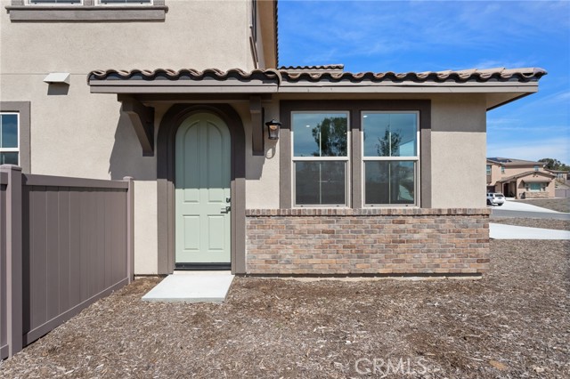 Detail Gallery Image 2 of 49 For 1670 Amanda Glen, Escondido,  CA 92029 - 5 Beds | 4/1 Baths