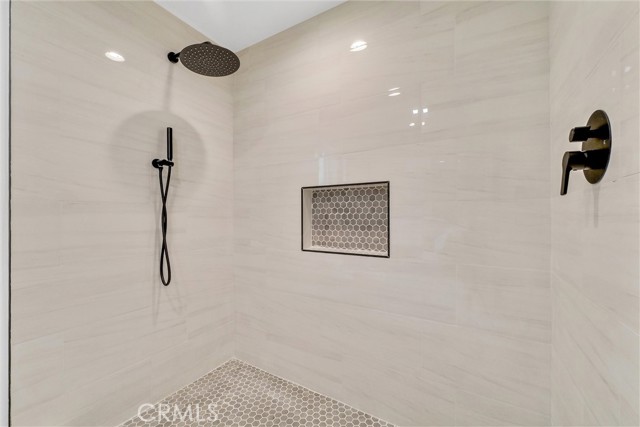 Detail Gallery Image 28 of 57 For 1785 Monte Vista St, Pasadena,  CA 91106 - 4 Beds | 2/1 Baths