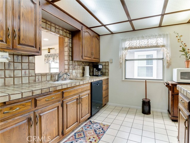 Detail Gallery Image 17 of 39 For 4856 Lomina Ave, Lakewood,  CA 90713 - 3 Beds | 1 Baths