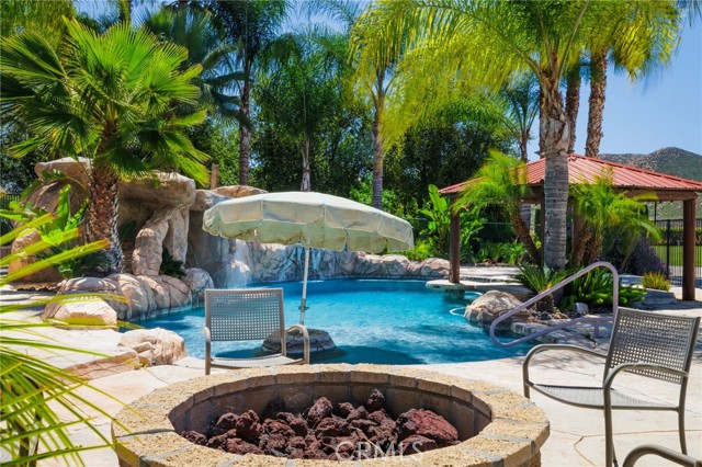 Image 49 of 75 For 30550 Stein Way