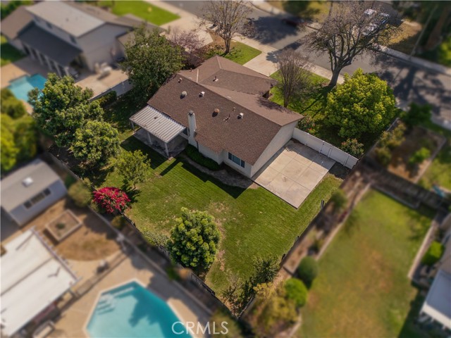 Detail Gallery Image 30 of 39 For 2415 Peppertree, Riverside,  CA 92506 - 3 Beds | 2 Baths