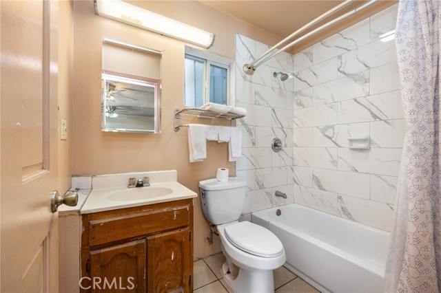  Commercial for Sale in Los Angeles, California