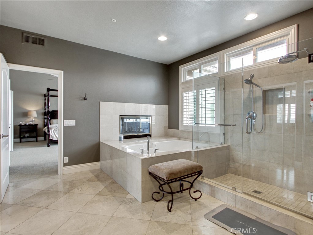 MLS #WS25134225 img 36