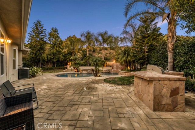 12800 Via Donatello, Porter Ranch CA: https://media.crmls.org/medias/4207af62-3a5a-4301-a077-43cd8381ae47.jpg