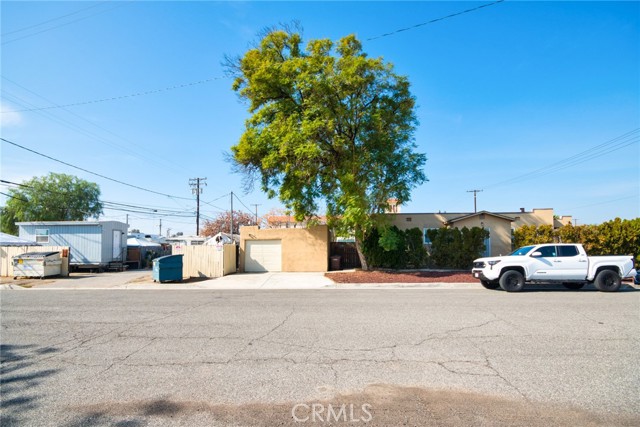 584 E H Street, Colton CA: https://media.crmls.org/medias/420806d4-0a43-4bd6-9fc0-458345eaa06f.jpg
