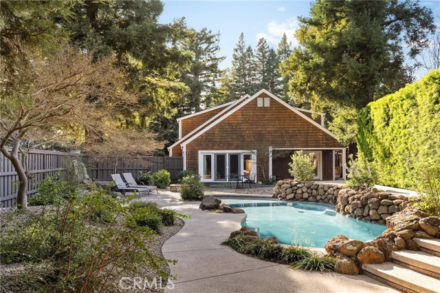 Detail Gallery Image 5 of 58 For 19 Guynn Bridge Ct, Chico,  CA 95926 - 4 Beds | 2/1 Baths