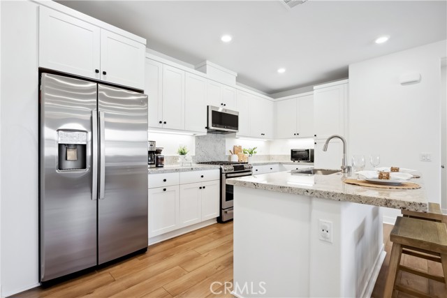 Detail Gallery Image 3 of 74 For 1101 Lasso Way #303,  Rancho Mission Viejo,  CA 92694 - 2 Beds | 2 Baths