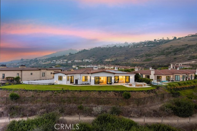Detail Gallery Image 3 of 72 For 32042 Isthmus View Dr, Rancho Palos Verdes,  CA 90275 - 6 Beds | 6/2 Baths