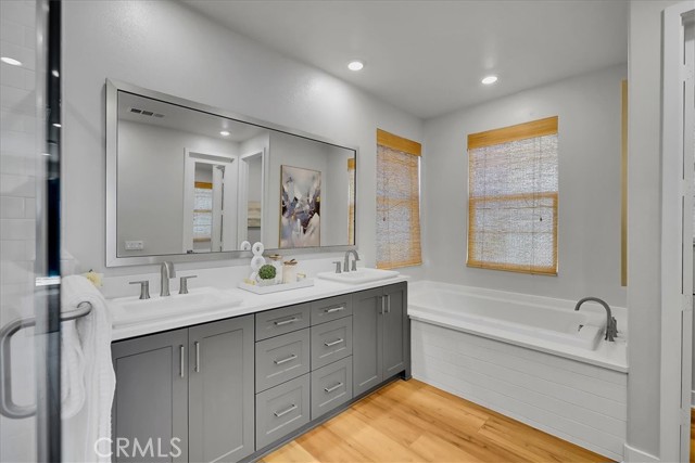 Detail Gallery Image 36 of 49 For 137 Rondo, Irvine,  CA 92618 - 3 Beds | 3 Baths