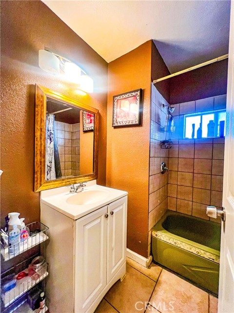 Detail Gallery Image 15 of 19 For 3319 Avalon St. #101,  Riverside,  CA 92509 - 2 Beds | 2 Baths